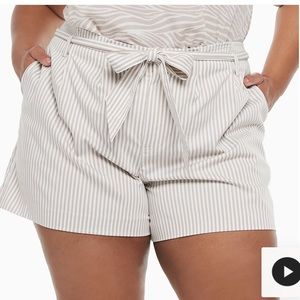 EVRI™ Paperbag Waist Shorts